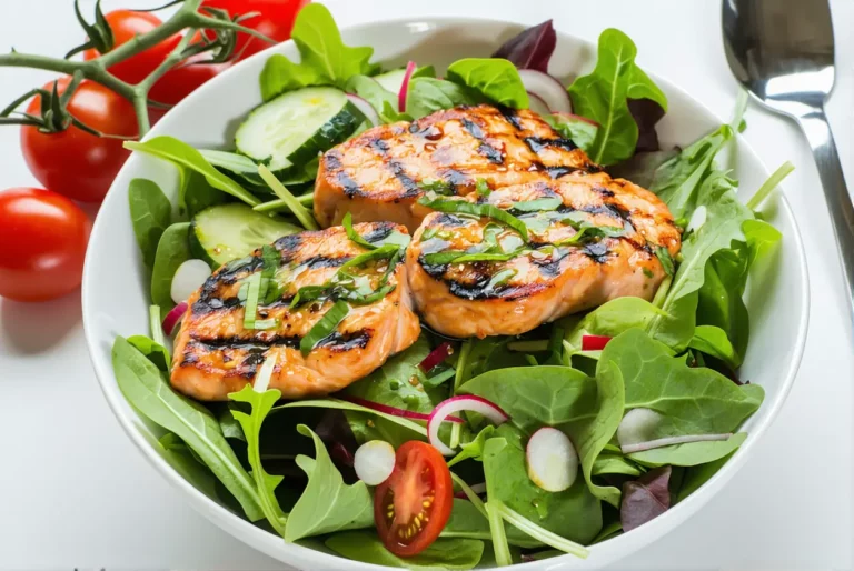 10 idées de salades gourmandes pour accompagner vos grillades