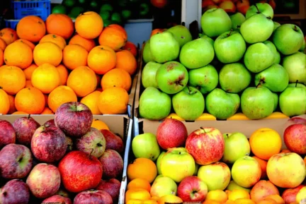 Vacances : petits trucs pour ramener des fruits du marché sans les abîmer dans le panier