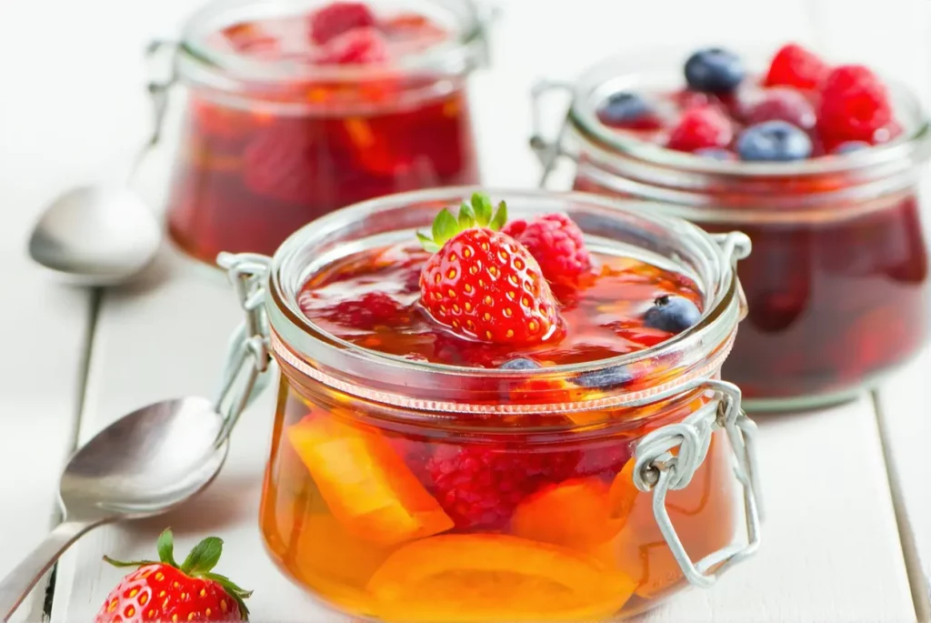 Les secrets des grands-mères : 5 astuces oubliées pour des confitures exceptionnelles